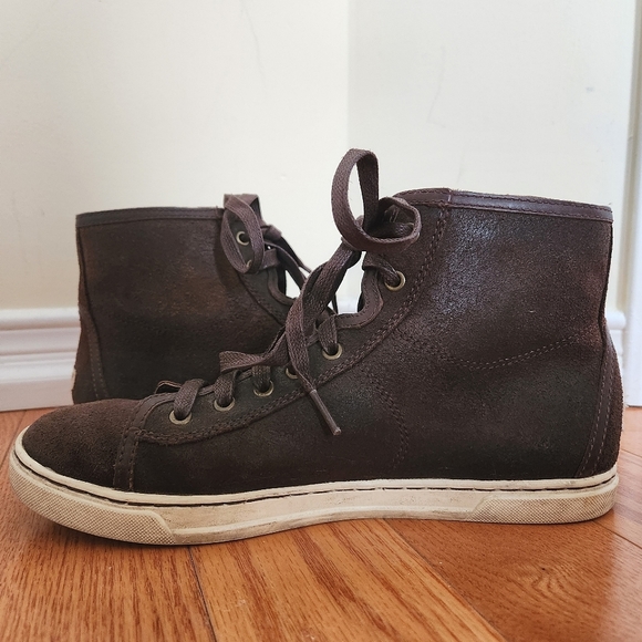 Ugg High Top Sneakers, US9 - Picture 7 of 12